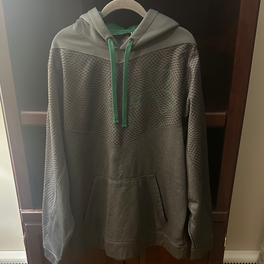 Under Armour Men's Hoodie in Gray with Green Accents